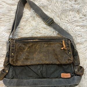 Bed Stu Hawkeye oil slick leather canvas messenger bag